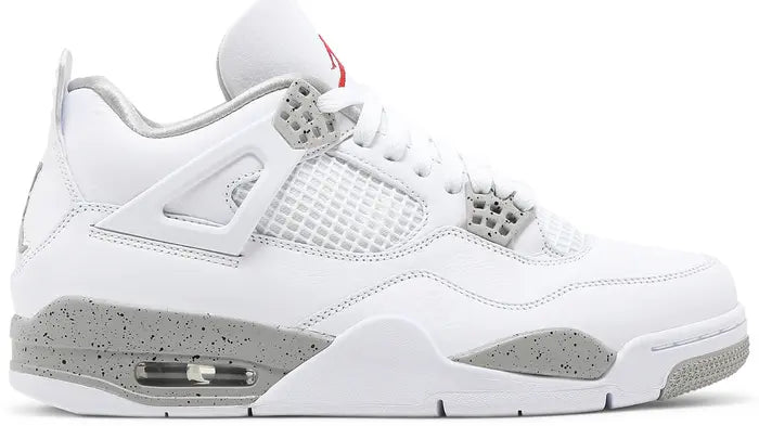 Jordan 4 Retro
White Oreo (2021)